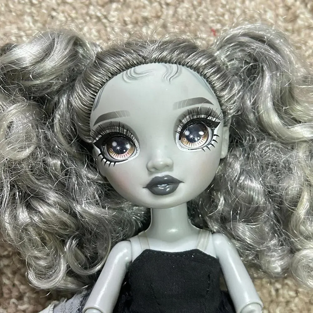 Rainbow High Shadow High Fashion Doll Re-Styled Dressed Nicole Steel No Shoes - Picture 2 of 4